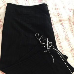 Torrid. Dress capris with cute ties on legs